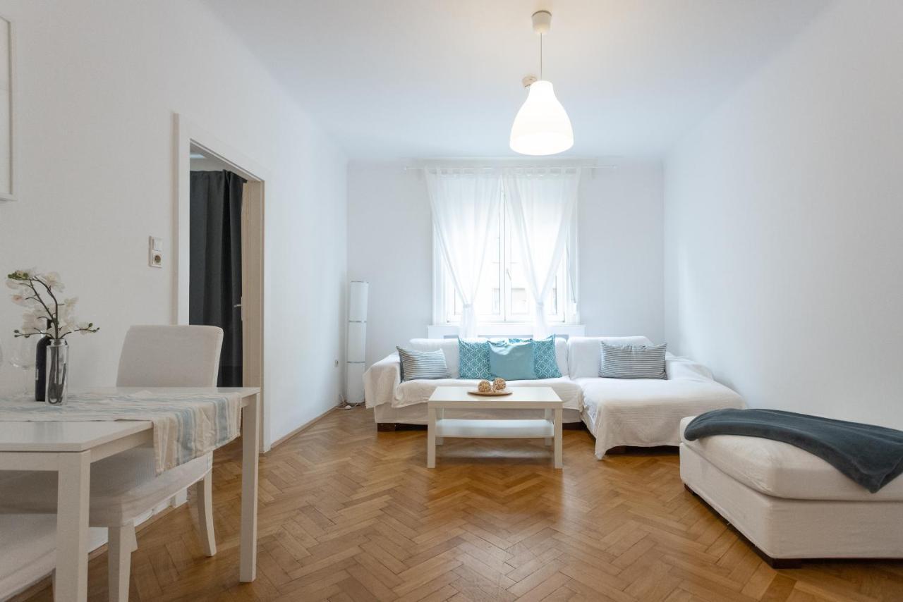 City Center Operastreet Apartment "Italy" Βιέννη Εξωτερικό φωτογραφία